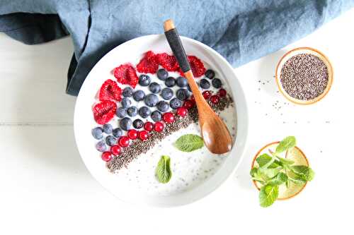 Smoothie aux fruits rouges et graines de chia