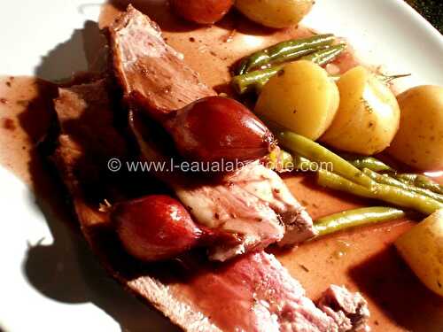 Gigot d'Agneau Mariné au Vin, Epices et Herbes