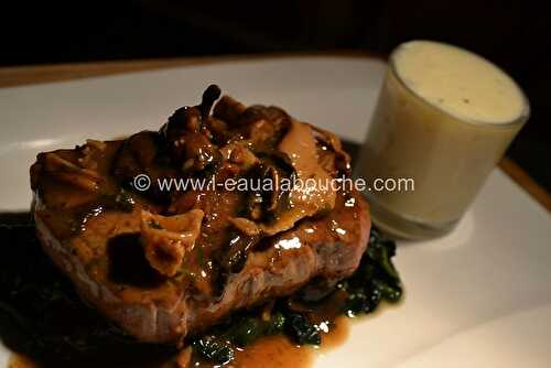 Pavé de Boeuf Aux Champignons Mousseline de Pommes de Terre au Saint Félicien