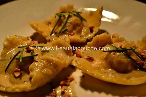 Ravioli de Poulet au Curry Vert