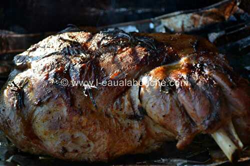 Épaule d'Agneau Parfumée au Romarin et au Tandoori Grillée au Barbecue