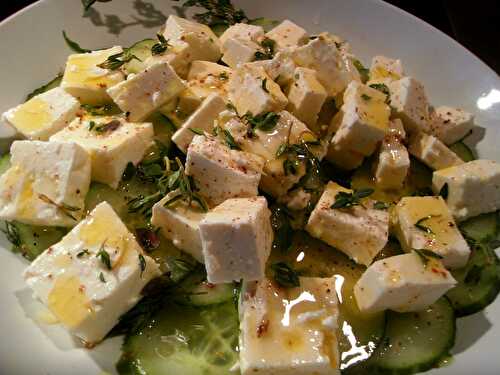 Salade de Concombre au Feta Vinaigrette Miel et Thym