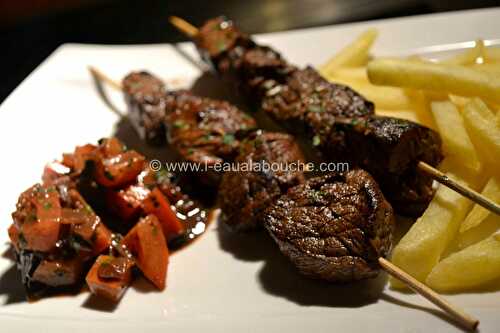 Brochettes de Boeuf Mariné au Vin Rouge