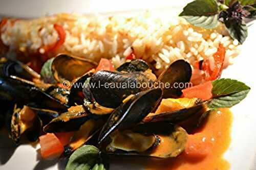 Moules à la Crème de Tomate - Riz aux Poivrons et Amandes