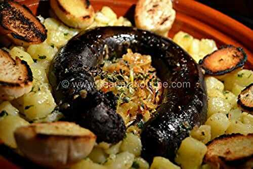 Boudin aux Oignons & Petites Patates Sautées