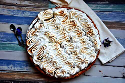 Tarte à la rhubarbe meringuée