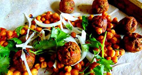 Boulettes et pois chiches bbq au four pour souper de paresseux