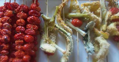 Brochettes de tomates, brochettes de courgettes