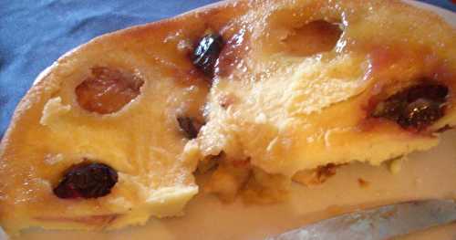 Crêpe-gâteau aux pommes et prunes italiennes