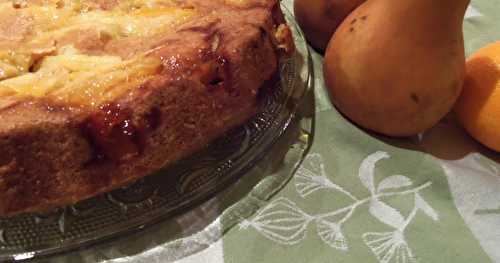 Gâteau sans dessus-dessous, aux poires et à la marmelade