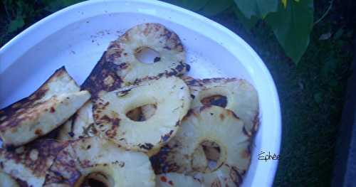 Le début et la fin du BBQ; tofu à l'ananas