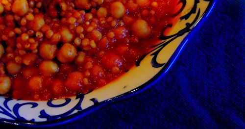 Ragoût de sorgo aux tomates avec garniture de poivrons ...  et  sans-poulet Gardein...