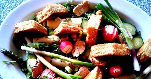 Salade d'asperges, concombres, coeurs de palmiers, et autres joyeusetés 