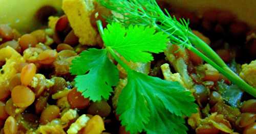 Soupe aux lentilles vertes et feta de tofu