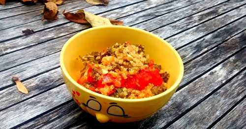 Soupe bien consistante,  au quinoa et au kale