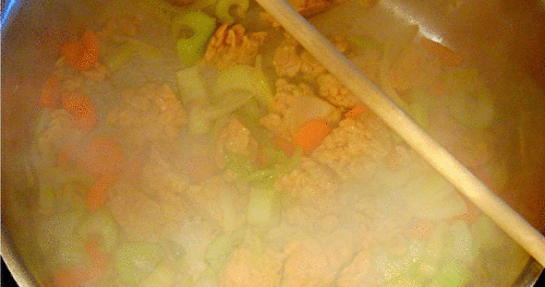 Soupe réconfort tempeh et nouilles 