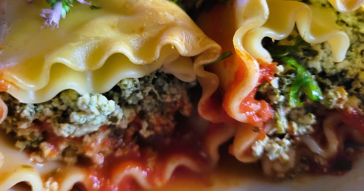 Rouleaux de lasagne à la ricotta de tofu et aux fanes de carottes 