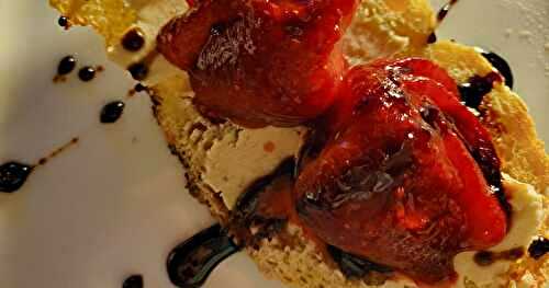 Tartine de fraises et brie végétal