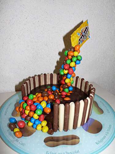 Gravity cake au M&M