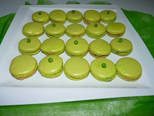 Macarons petits pois - menthe et macarons tomates séchées - chèvre frais