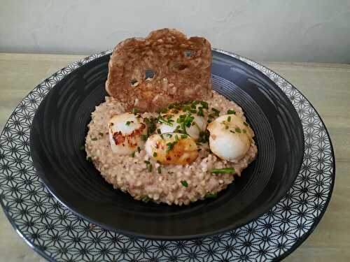 Noix de Saint Jacques sur risotto de sarrasin à l'andouille