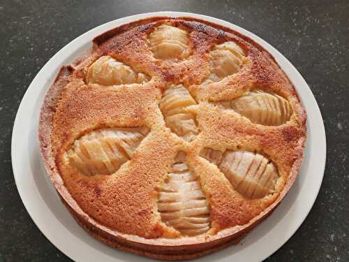 Tarte amandine aux poires