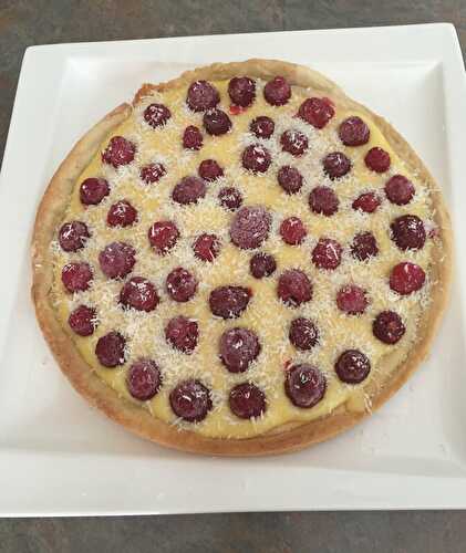 Tarte au citron, framboises et noix de coco