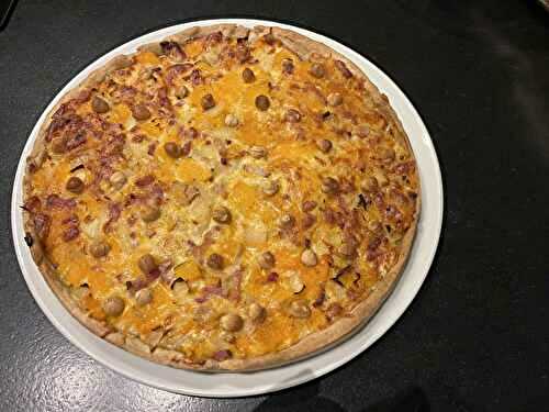 Tarte butternut ,lardons, fromage , noisettes