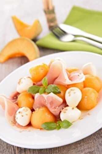 Recette d’été : Salade de melon et mozzarella au basilic