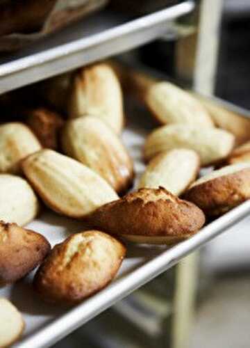 Recette des madeleines au chèvre et fruits séchés