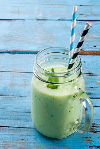 Recette : Milk-shake spiruline, banane et pistache !