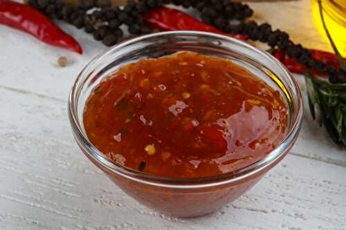 Recette : sauce aigre-douce aux poivres maison