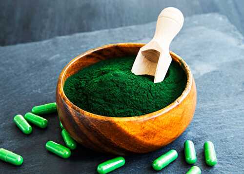 Spiruline et acné : ses bienfaits pour la peau