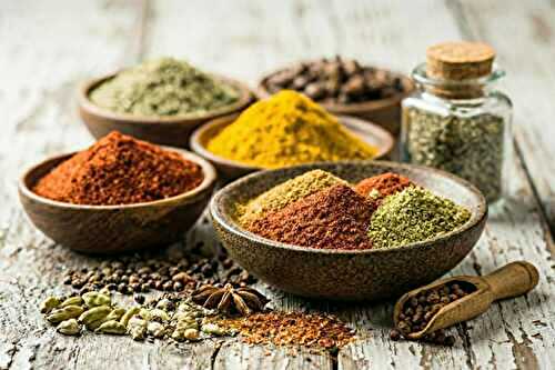 7 épices indispensables pour la cuisine indienne à la maison