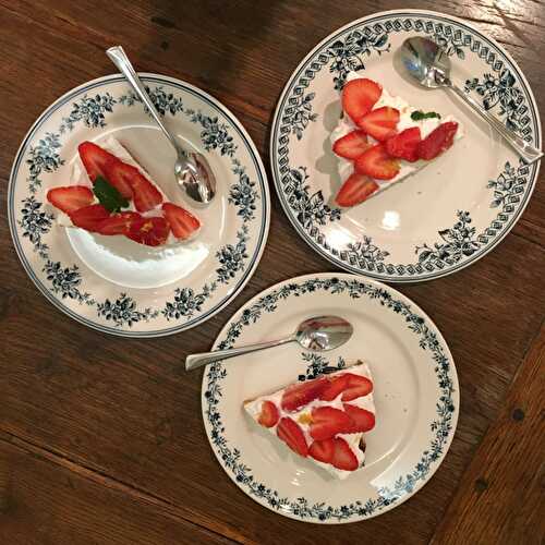 La pavlova bigoudène ou le palet breton aux fraises - LA BOITE DE CHOCOLATS