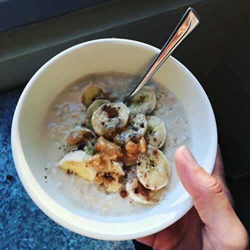 Le Green Trio: le porridge au lait végétal d'amande