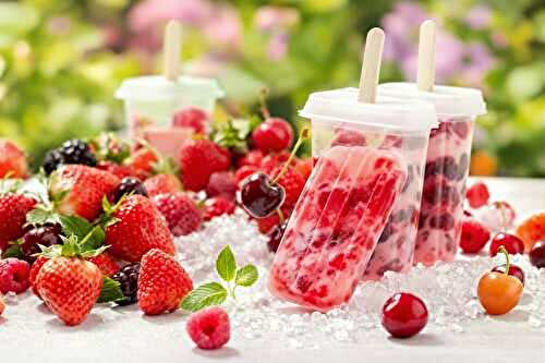 Cette glace à l’eau ultra-légère aux fruits rouges va devenir votre alliée anti-canicule