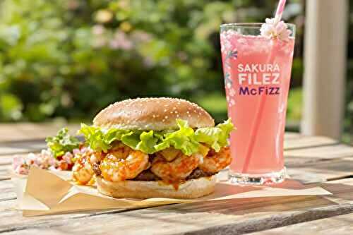 J’ai craqué pour le burger crevettes & soda fleur de cerisier chez McDo cet été : choc gustatif !