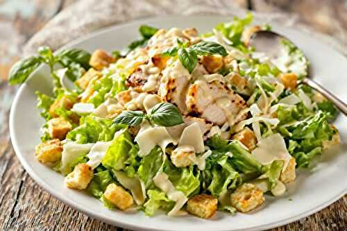 Salade César : ce grand chef étoilé revisite la salade composée la plus célèbre au monde et sa recette est simplissime