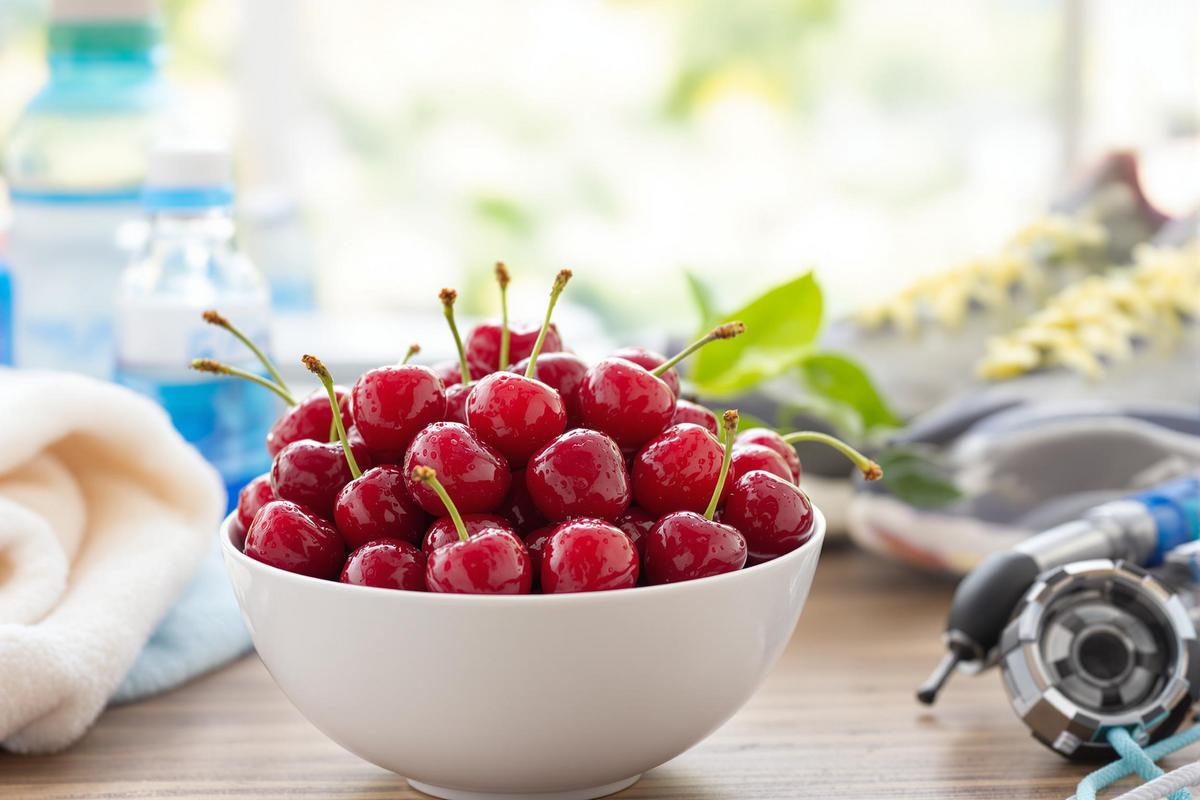 Pourquoi je mange des cerises après le sport (et ça marche !)