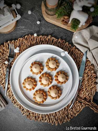 Tourbillons de foie gras sur St Honoré au pain d'épices (au Thermomix)