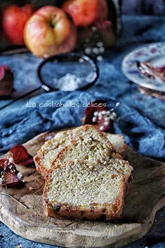 Cake à la pomme et à la cannelle