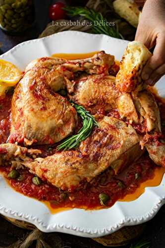 Cuisses de poulet au romarin et sauce tomate (aux câpres)