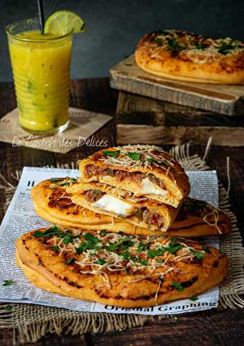 Pizza calzone à la viande hachée