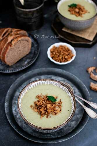 Velouté de céleri branche, oignon et pomme de terre