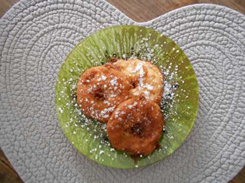 BEIGNETS AUX POMMES