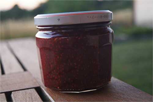 Confiture de framboises du jardin parfumée menthe et vanille