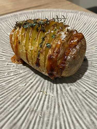 Hasselback potatoes au parmesan (pommes de terre rôties à la suédoise)