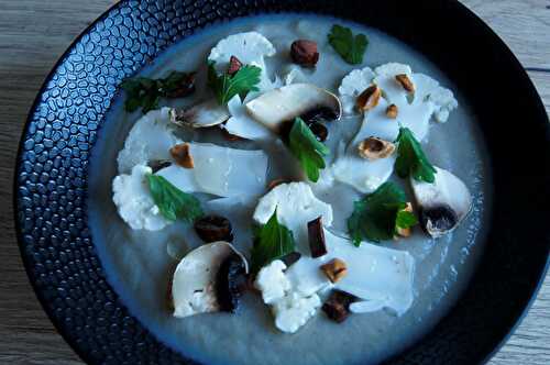 Soupe de topinambour, chou fleur et champignon