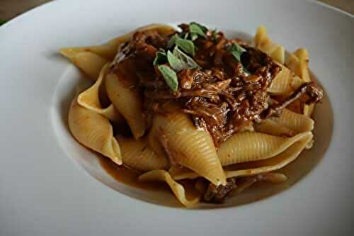 Conchiglioni et effiloché de paleron de boeuf